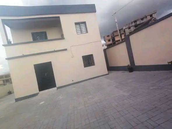 Maison 3 ch. à vendre — Itaosy - photo 1