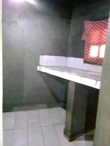 Trano Ahofa 1 ch. à louer — Ambatobe - photo 2