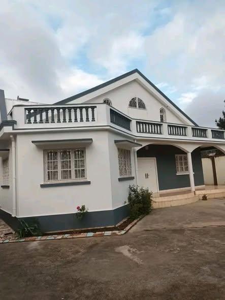 Maison 3 ch. à vendre — Iavoloha - photo 2