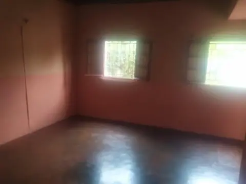 Trano Ahofa à louer — Manakambahiny — 180 000 Ar | Fonenako
