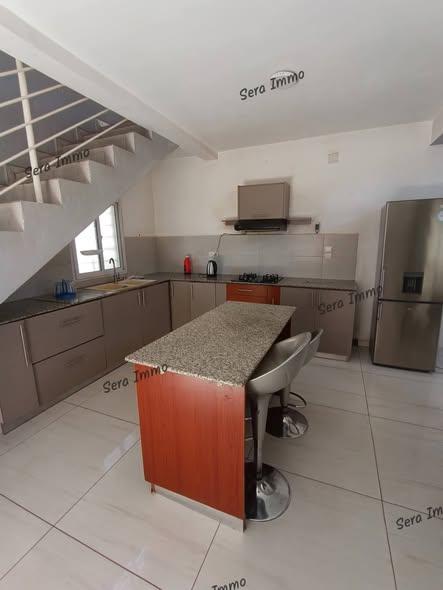 Appartement 1 ch. à louer — Ifarihy - photo 3