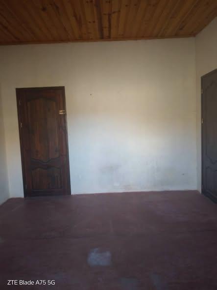 Trano Ahofa 1 ch. à louer — Moramanga - photo 1