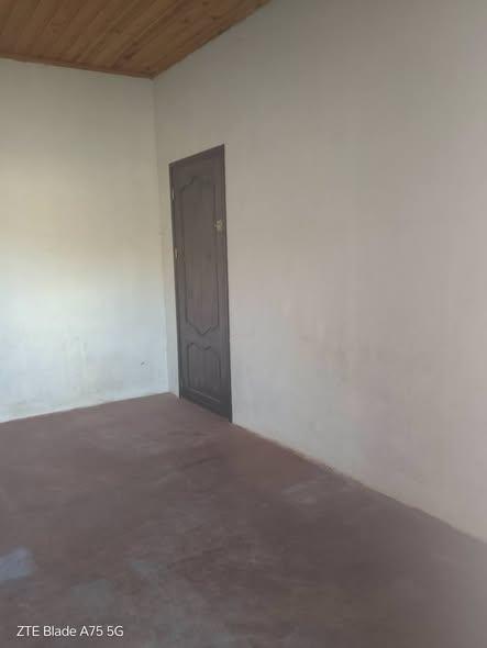 Trano Ahofa 1 ch. à louer — Moramanga - photo 2