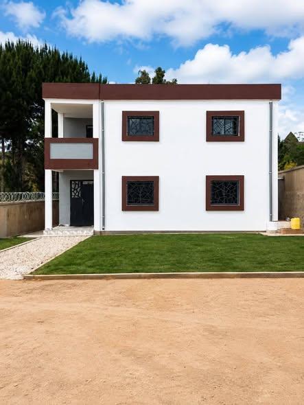 Maison 2 ch. 30 m² à vendre — Anosiala - photo 3