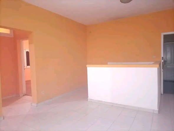 Appartement 2 ch. à louer — Itaosy - photo 3