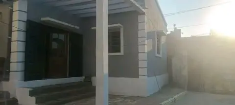 Maison 3 ch. à louer — Mandrosoa — 2 000 000 Ar | Fonenako