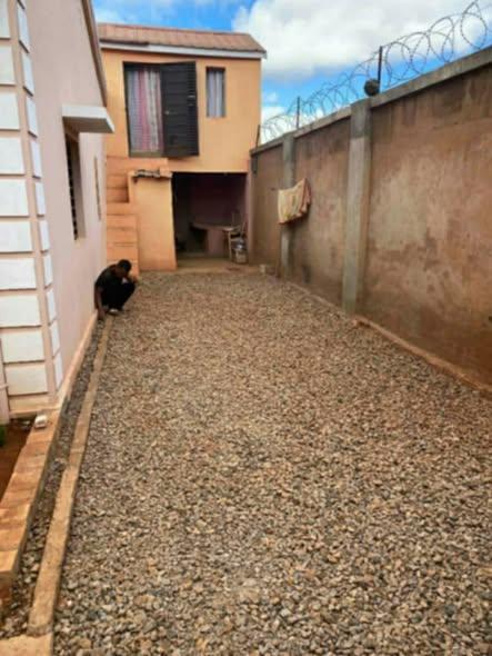 Maison à louer — Ambohidratrimo - photo 5