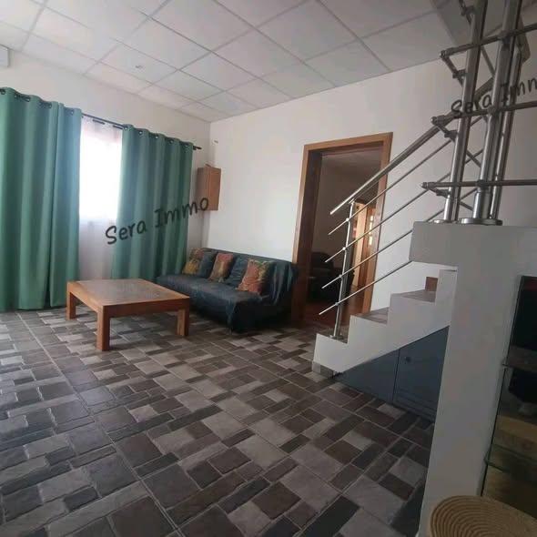 Appartement 1 ch. à louer — Andohalo - photo 3