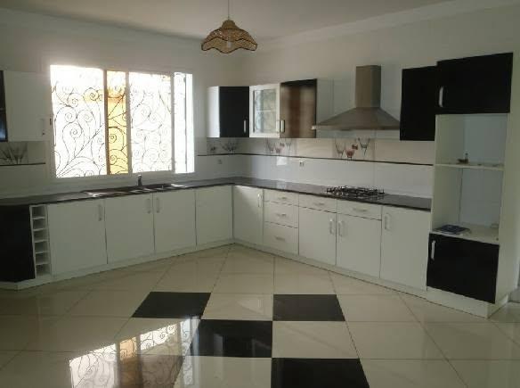 Appartement 1 ch. 80 m² à louer — Ivandry - photo 2