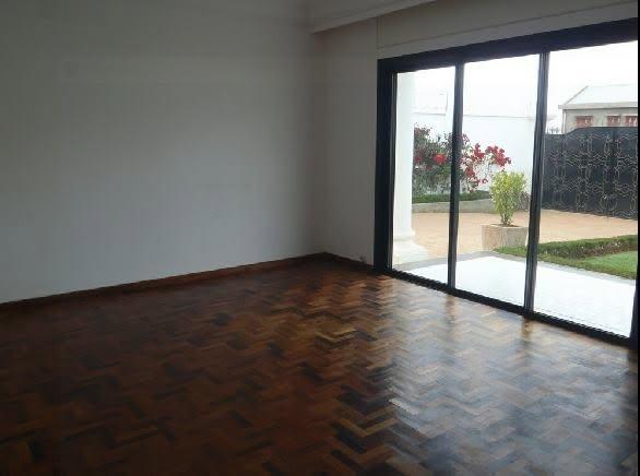 Appartement 1 ch. 80 m² à louer — Ivandry - photo 4