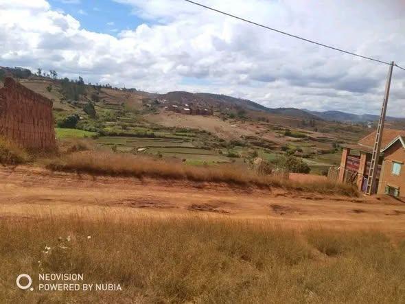 Terrain à vendre — Ambohijanaka - photo 2