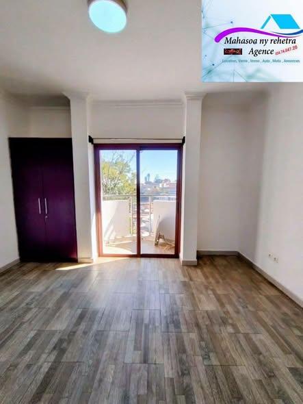 Appartement 3 ch. à louer — Analakely - photo 5