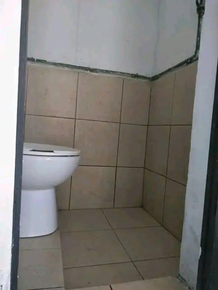 Maison 2 ch. à louer — Ambolikandrina - photo 3