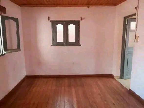 Maison 3 ch. à louer — Tsimbazaza - photo 2