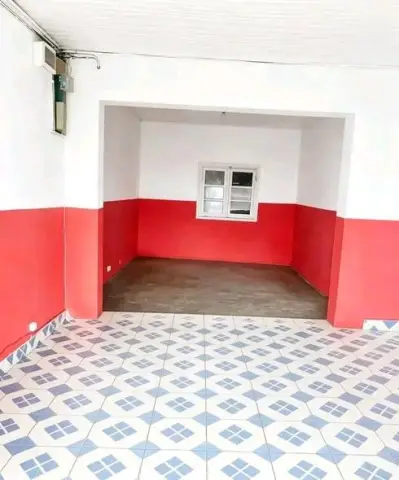 Local commercial à louer — Ankadikely — 1 000 000 Ar | Fonenako