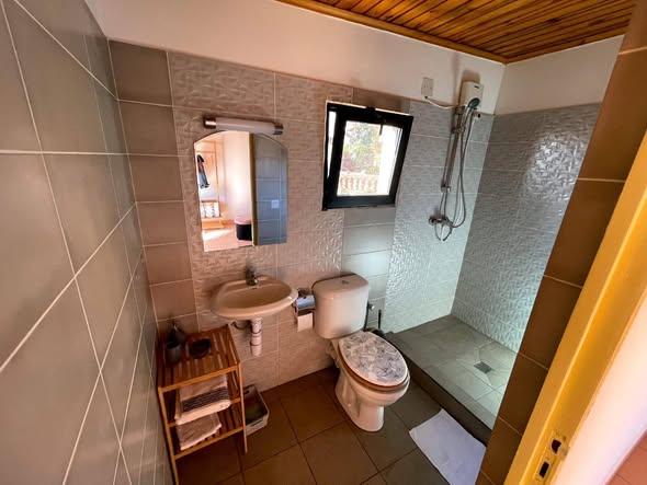 Appartement 25 m² à louer — Faravohitra - photo 4