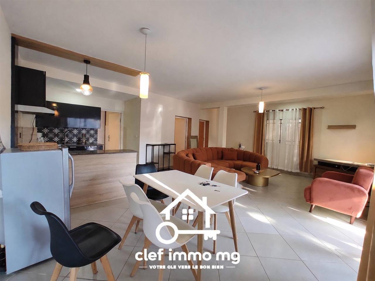 Appartement T3 en rez-de-chaussée — Ambohitrarahaba, Antananarivo - photo 5