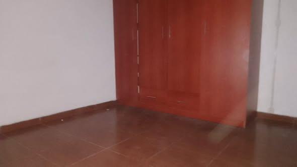 Maison 3 ch. à louer — Antehiroka - photo 1