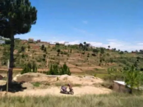 Terrain 300 m² à vendre — Ilafy — 30 000 000 Ar | Fonenako