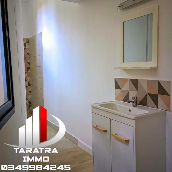Appartement 1 ch. à louer — Ambatobe - photo 5