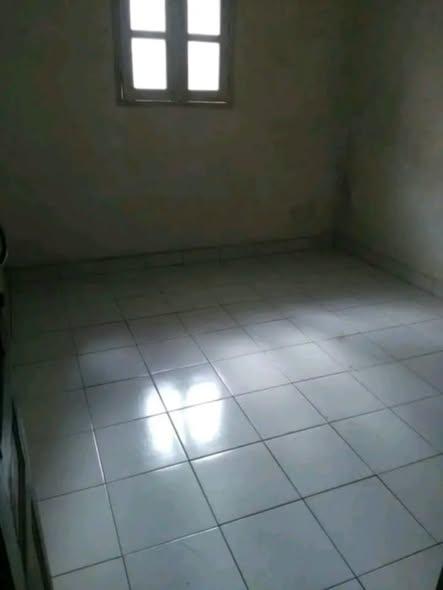 Maison 3 ch. à louer — Ankatso - photo 1