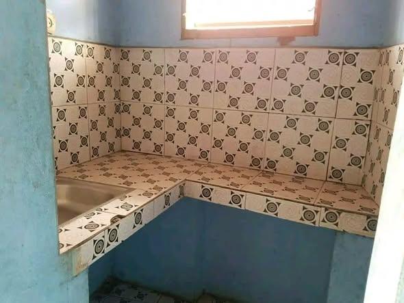 Maison 1 ch. à louer — Ambohibao - photo 3