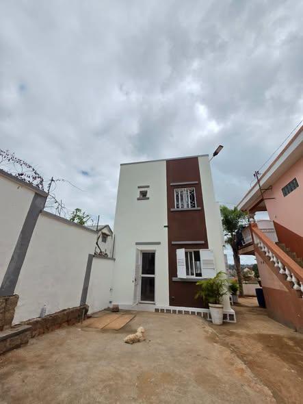 Appartement 2 ch. à louer — Ambohimangakely - photo 4