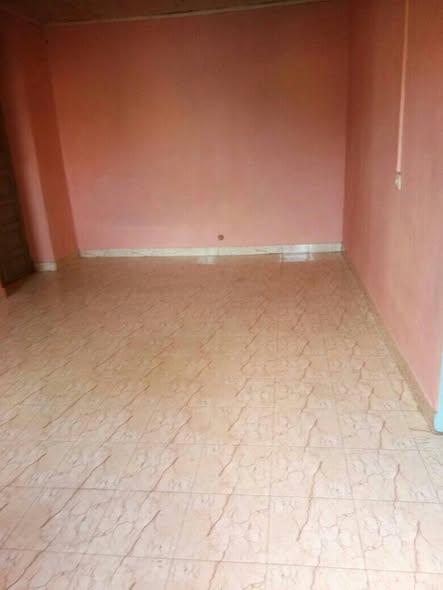 Maison 1 ch. à louer — Ampanotokana - photo 5