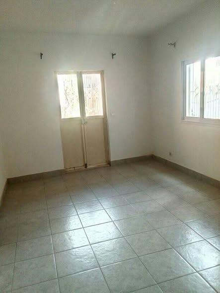 Appartement 3 ch. à louer — Iavoloha - photo 4
