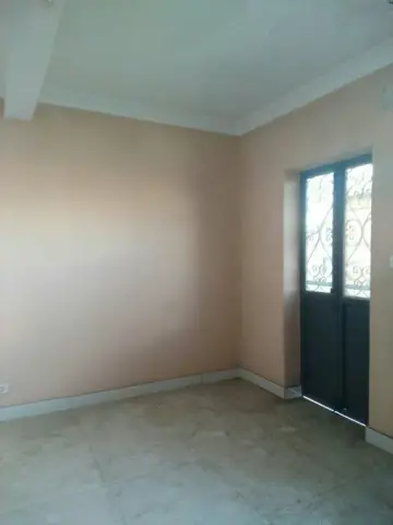 Trano Ahofa à louer — Anosibe — 160 000 Ar | Fonenako
