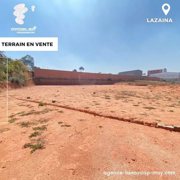 Entrepôt à vendre — Lazaina - photo 5