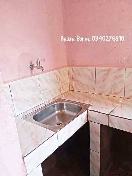 Appartement 1 ch. à louer — Soavimasoandro - photo 2