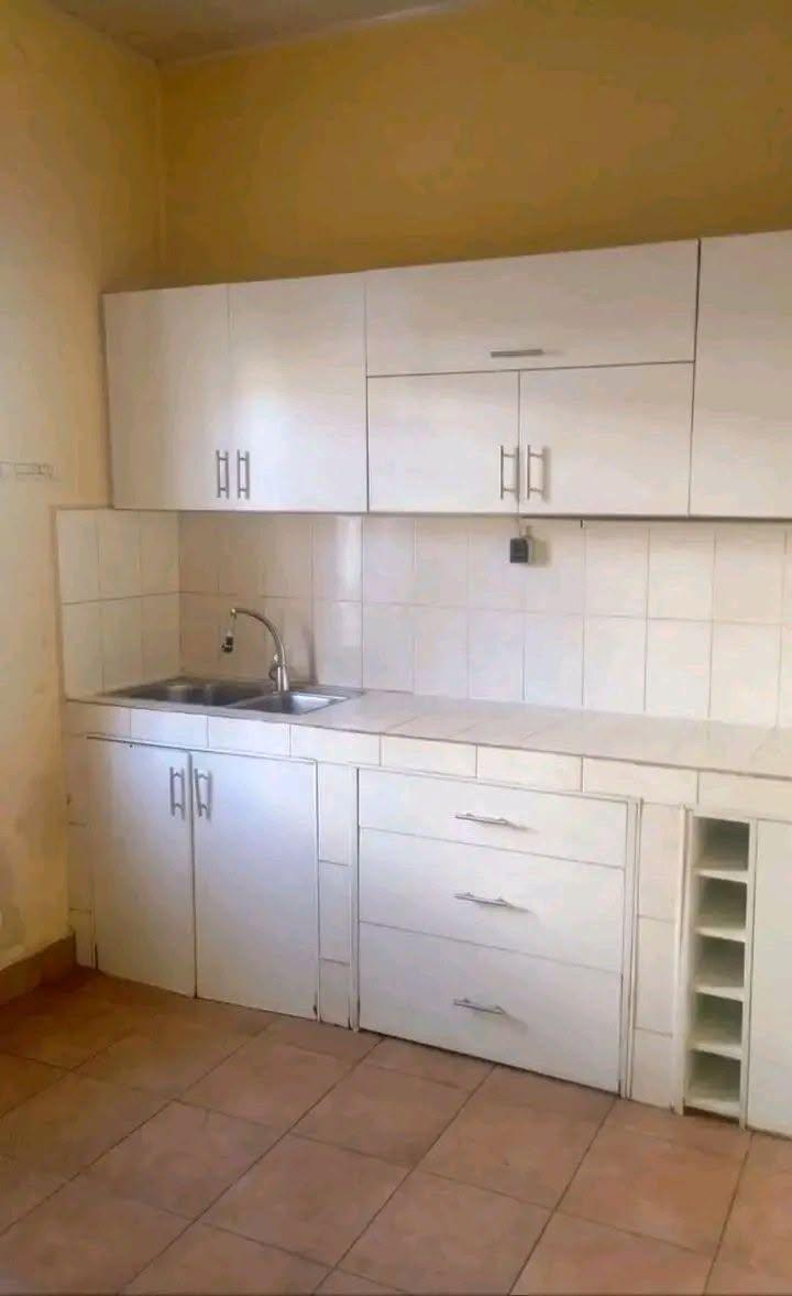 Villa basse 3 chambres — Ankadikely, Antananarivo - photo 4