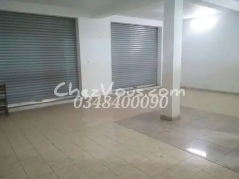 Local commercial 150 m² à louer… — 4 000 000 Ar | Fonenako