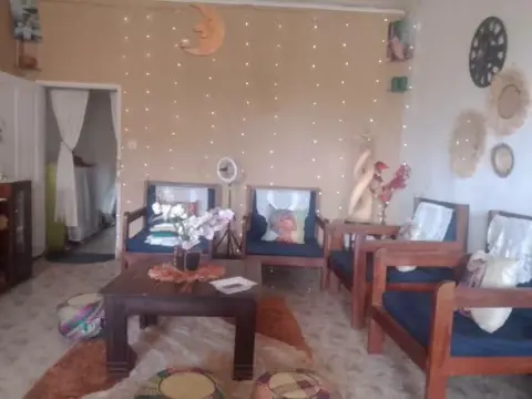 Trano Ahofa 2 ch. à louer — Ambatomaro — 300 000 Ar | Fonenako