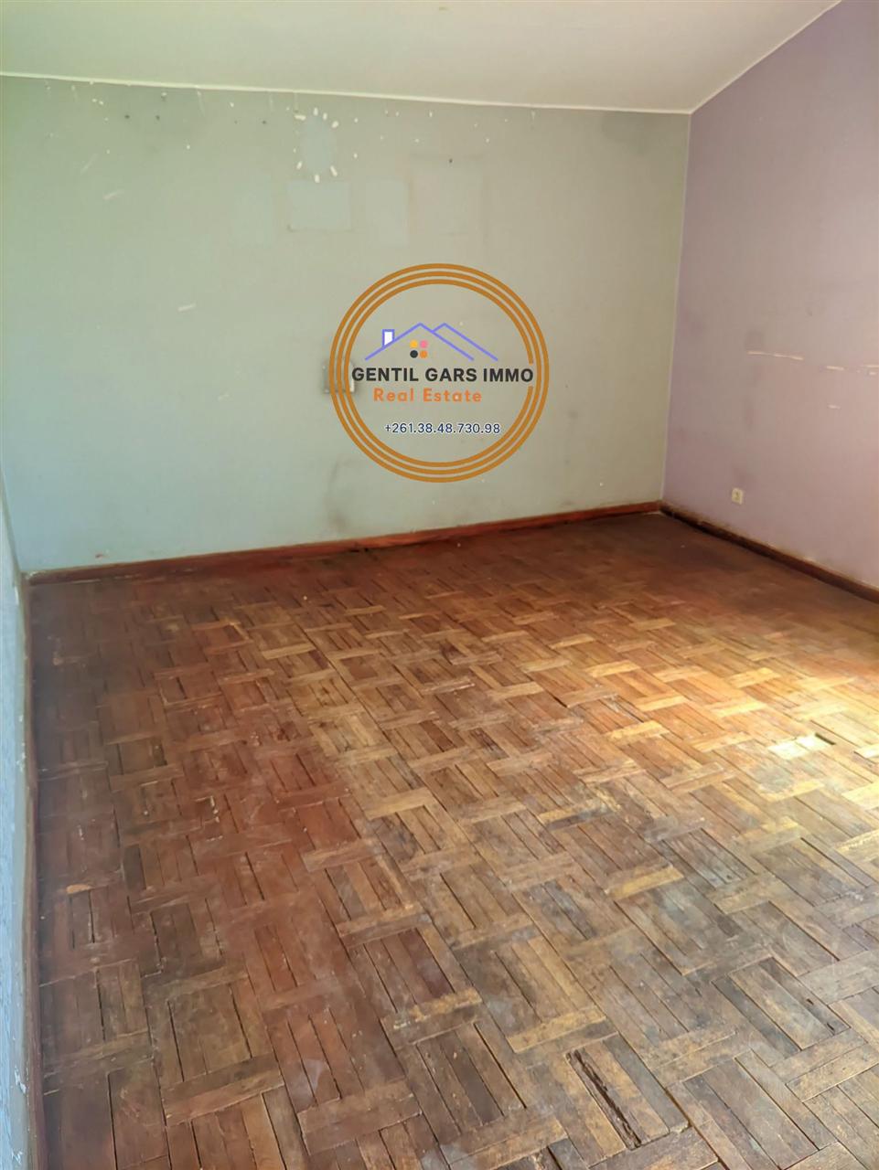 Trano ahofa 2 chambres avec terrasse — Ambohipo, Antananarivo - photo 2