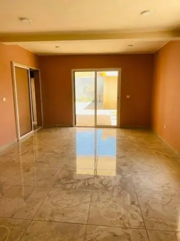 Trano Ahofa 2 ch. à louer — Anosipatrana — 250 000 Ar | Fonenako