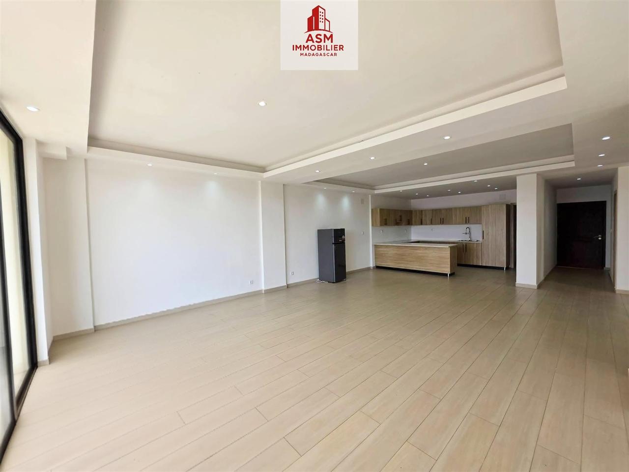 Appartement T4 de standing — Marais Masay, Antananarivo - photo 1