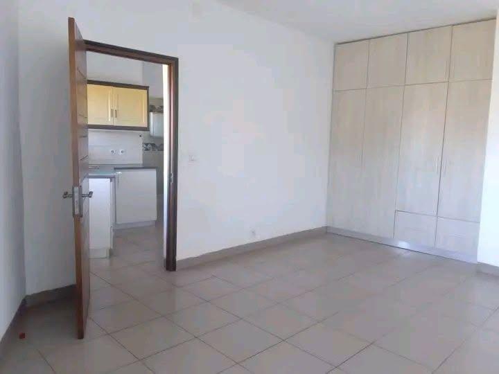 Location · Appartement · Ambatobe, Antananarivo - photo 4