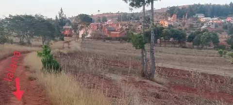Terrain à vendre — Imerintsiatosika | Fonenako