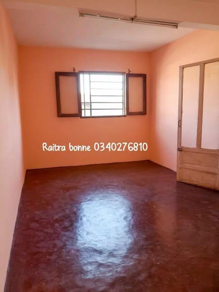 Appartement 1 ch. à louer — Soavimasoandro - photo 3