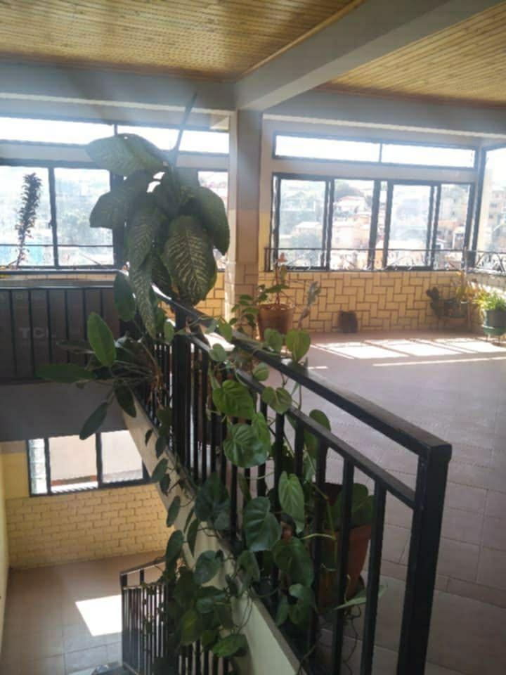 Location · Trano Ahofa · Ambatobe, Antananarivo - photo 2
