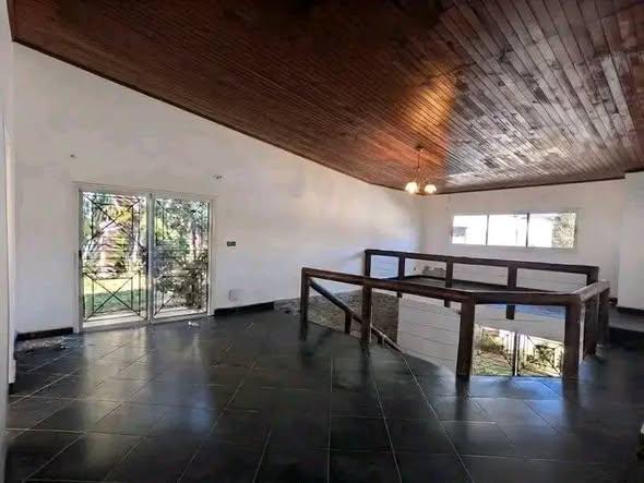 Maison 4 ch. à louer — Ambatoroka - photo 5