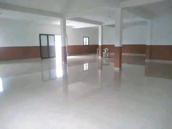 Bureau 180 m² à louer — Toamasina - photo 1