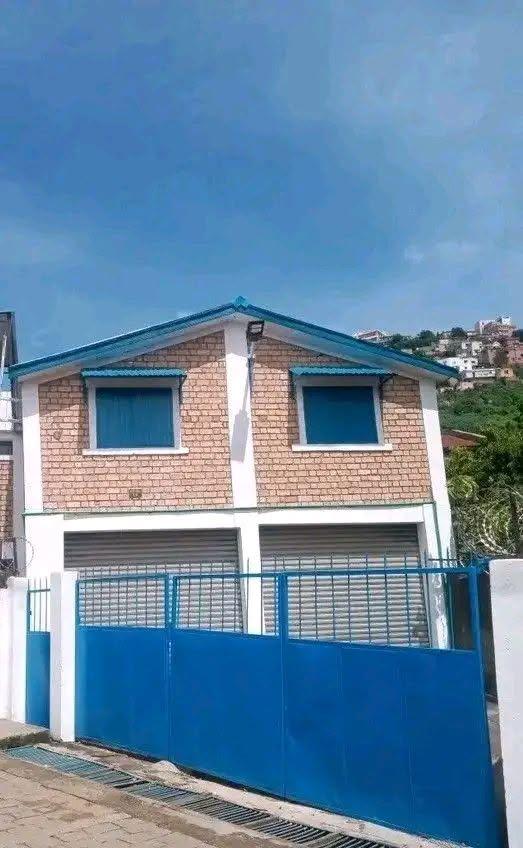 Location · Maison · Manakambahiny, Antananarivo - photo 1