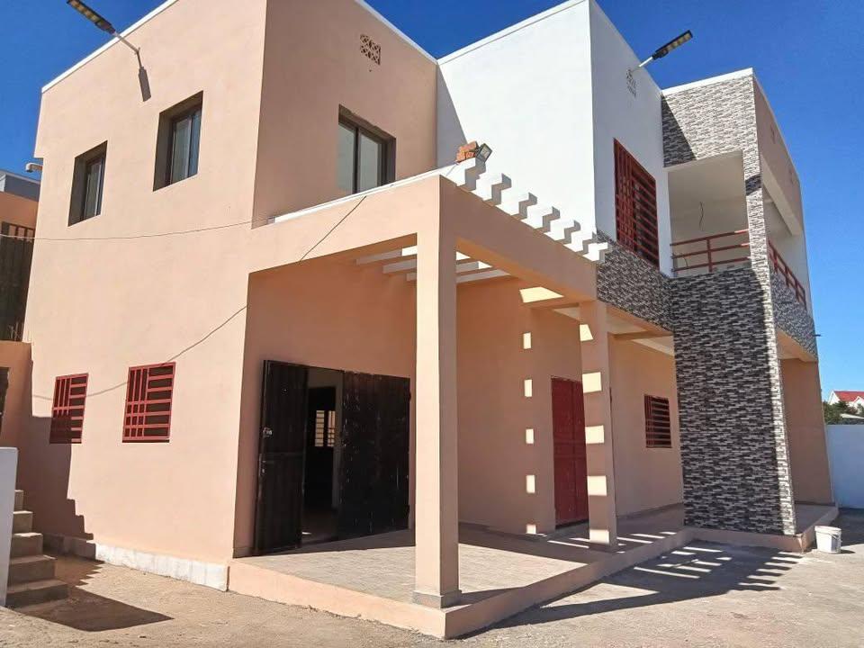Vente · Villa neuve · Imerimanjaka, Antananarivo - photo 1