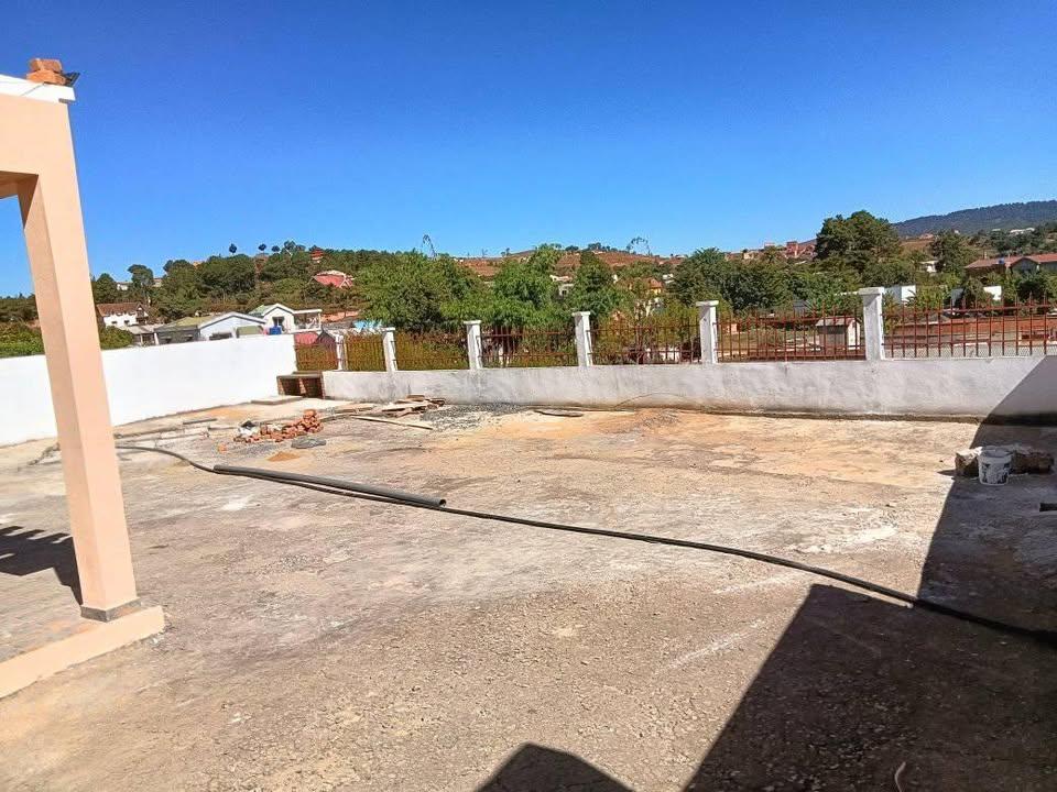 Vente · Villa neuve · Imerimanjaka, Antananarivo - photo 6