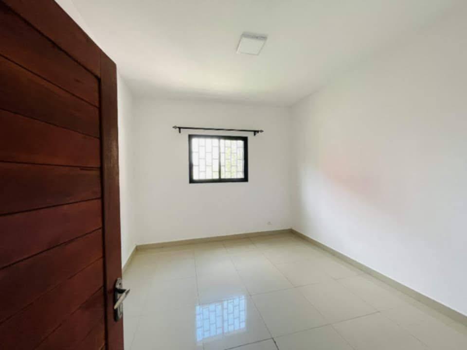 Appartement T5 standing 4 chambres — Ampasapito, Antananarivo - photo 4