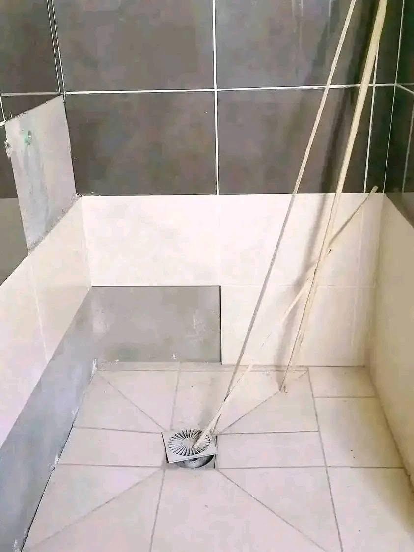 Maison inachevée sur 1 200 m² titré — Ifarihy Bypass, Antananarivo - photo 6