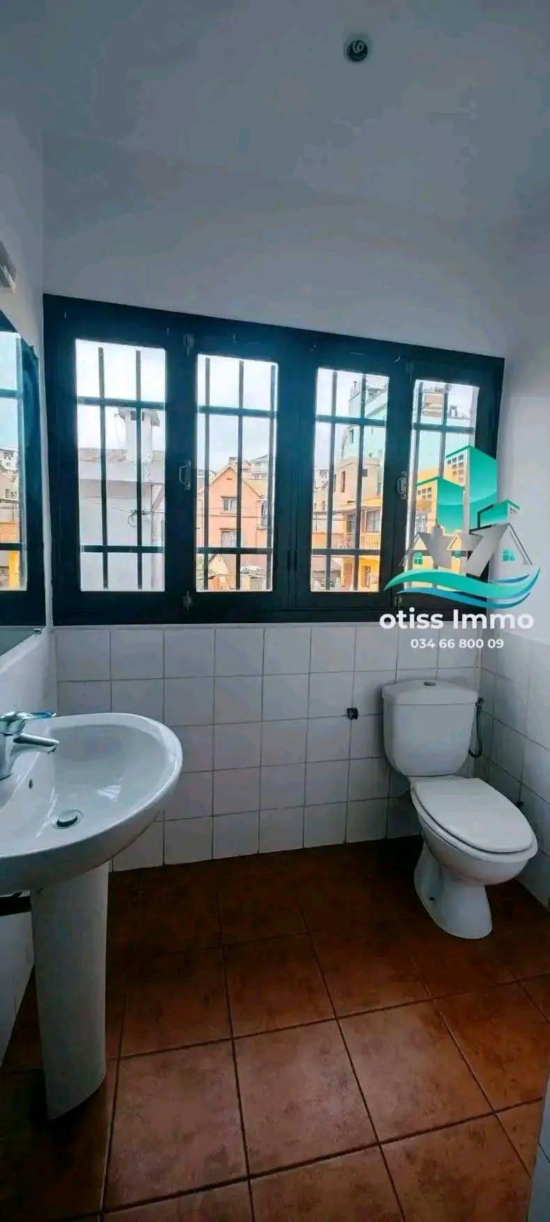Location · Trano Ahofa · Analamahitsy, Antananarivo - photo 8